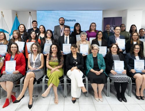 SEGEPLAN e INAP clausuran diplomado de Cooperación para el Desarrollo